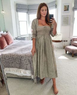 Millie Mackintosh feet photo thumbnail
