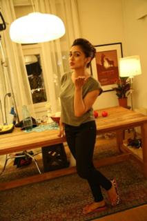 Mimi Chakraborty feet photo 11