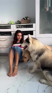 Mimi Chakraborty feet photo 8
