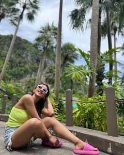 Mimi Chakraborty feet photo 18