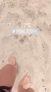 Mimi Elashiry feet photo 8