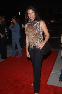 Mimi Rogers feet photo thumbnail