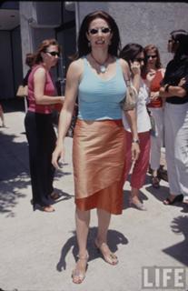 Mimi Rogers feet photo thumbnail