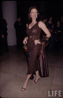 Mimi Rogers feet photo thumbnail