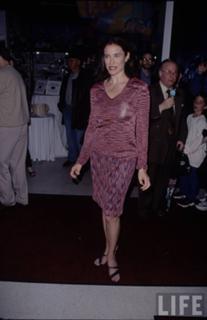 Mimi Rogers feet photo thumbnail