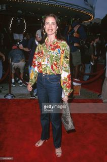 Mimi Rogers feet photo thumbnail