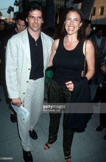 Mimi Rogers feet photo thumbnail