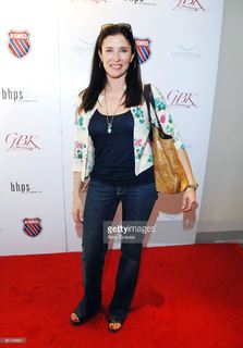 Mimi Rogers feet photo thumbnail