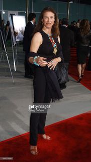 Mimi Rogers feet photo thumbnail