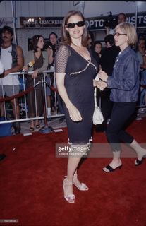 Mimi Rogers feet photo thumbnail
