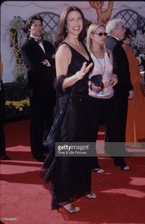 Mimi Rogers feet photo thumbnail