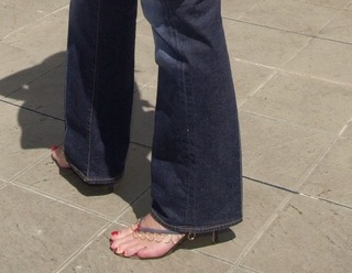 Mimi Rogers feet photo thumbnail