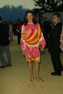 Mimi Rogers feet photo thumbnail