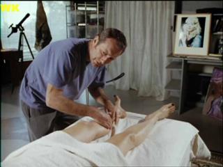 Mimi Rogers feet photo thumbnail