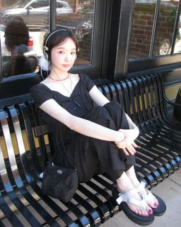 Min-Kyung Kang feet photo 7