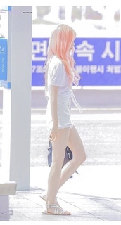 Min-ju Kim feet photo 1