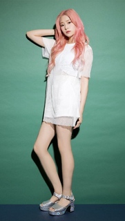 Min-ju Kim feet photo 8