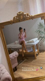 Mina El Hammani feet photo 17