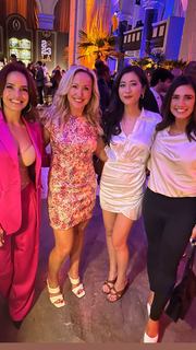 Mina Kimes feet photo thumbnail