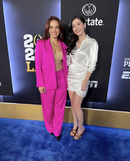 Mina Kimes feet photo thumbnail
