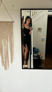 Mina Kimes feet photo thumbnail