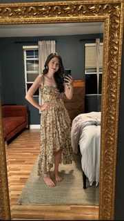 Mina Kimes feet photo thumbnail