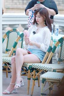 Mina Sharon Myoui feet photo thumbnail