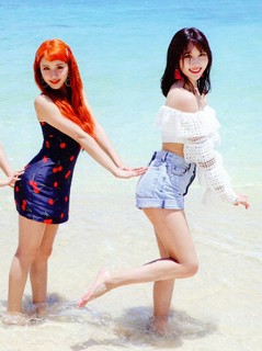 Mina Sharon Myoui feet photo thumbnail