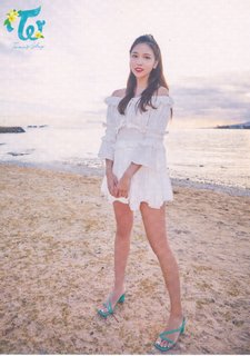 Mina Sharon Myoui feet photo thumbnail