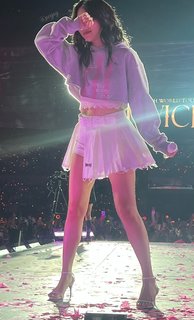 Mina Sharon Myoui feet photo thumbnail