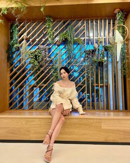 Mina Sharon Myoui feet photo thumbnail