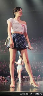 Mina Sharon Myoui feet photo thumbnail