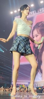 Mina Sharon Myoui feet photo thumbnail