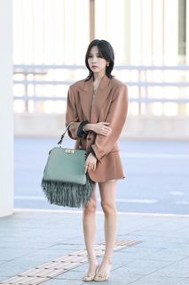 Mina Sharon Myoui feet photo thumbnail