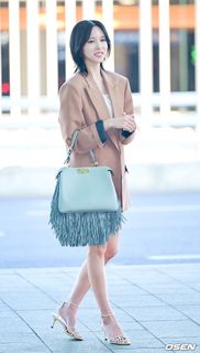 Mina Sharon Myoui feet photo thumbnail