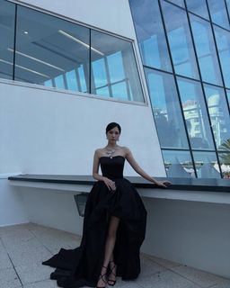 Mina Sharon Myoui feet photo thumbnail