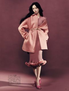 Mina Sharon Myoui feet photo thumbnail