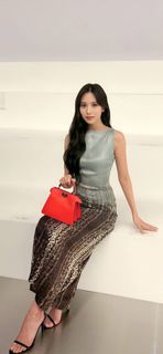 Mina Sharon Myoui feet photo 7