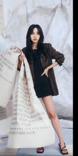 Mina Sharon Myoui feet photo 5