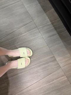 Mina Sharon Myoui feet photo 14