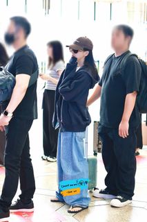 Mina Sharon Myoui feet photo 10
