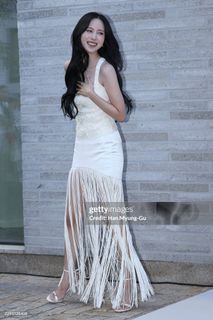 Mina Sharon Myoui feet photo 6