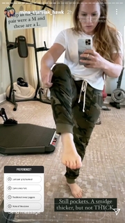 Mina Starsiak feet photo 15