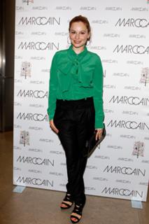 Mina Tander feet photo 5