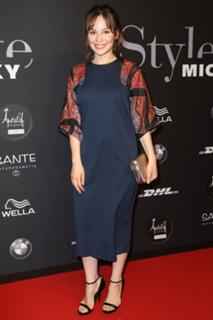 Mina Tander feet photo 1