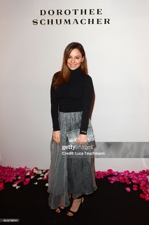 Mina Tander feet photo 8