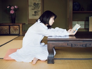 Minami Hamabe feet photo 11