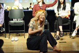 Minatozaki Sana feet photo thumbnail