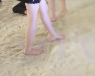 Minatozaki Sana feet photo thumbnail