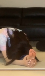 Minatozaki Sana feet photo thumbnail